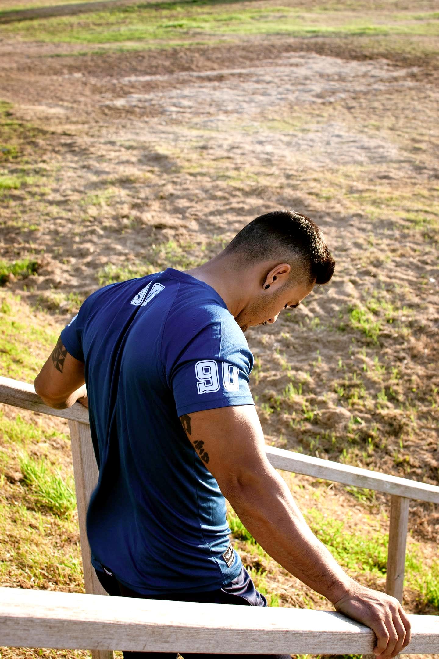 Camiseta Team Negra (Personalizable - 100% Poliéster)