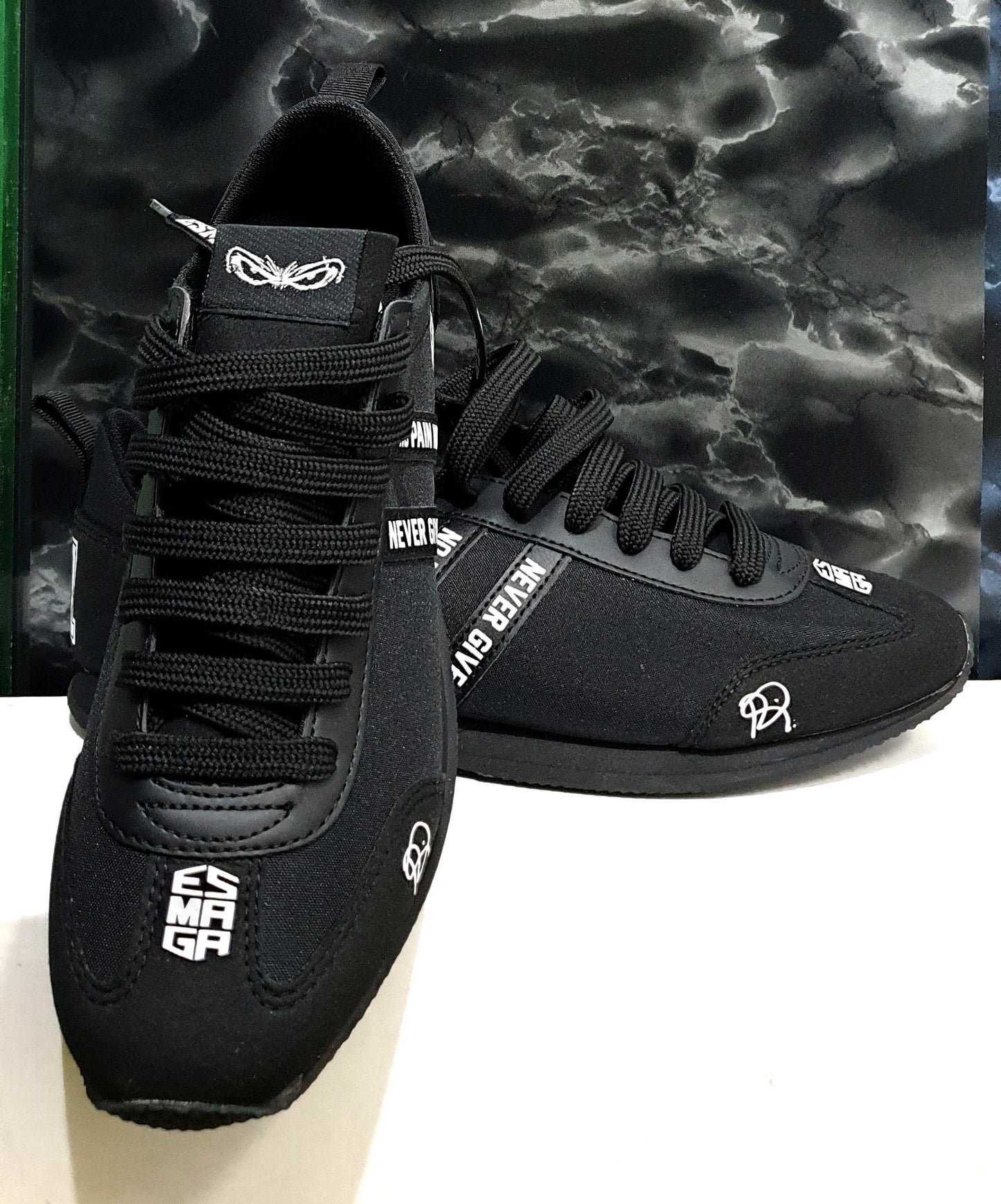 GYM Sneakers - Black